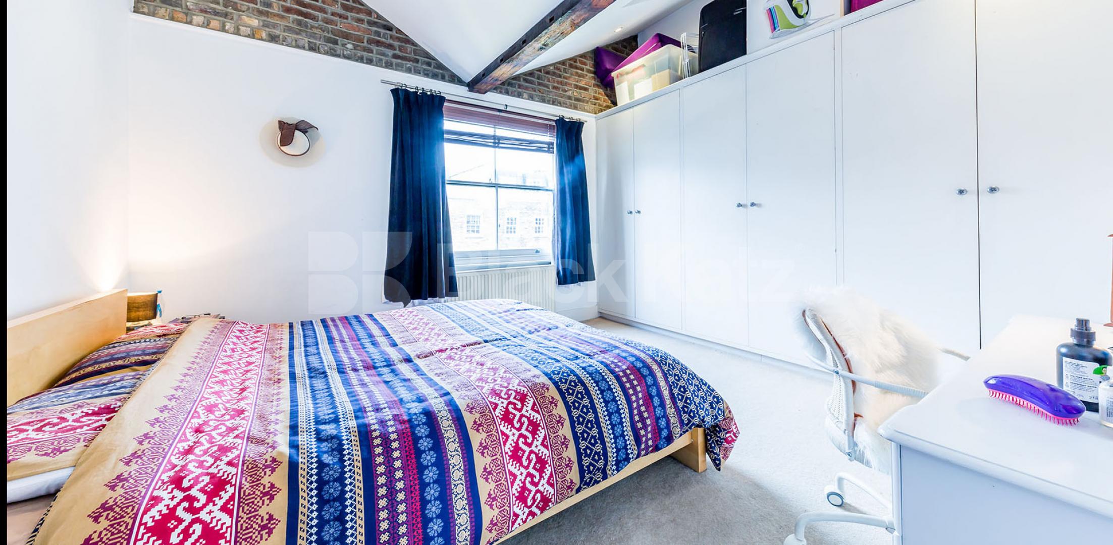 Spacious 1 bedroom flat to rent mins away from Regents Park Parkway, Camden